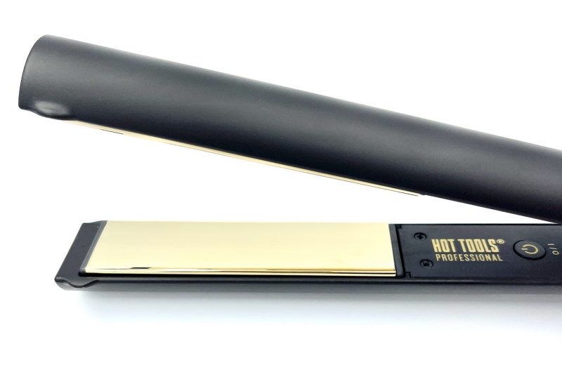 Hot tools Evolve gold titanium Prostownica do włosów.jpg