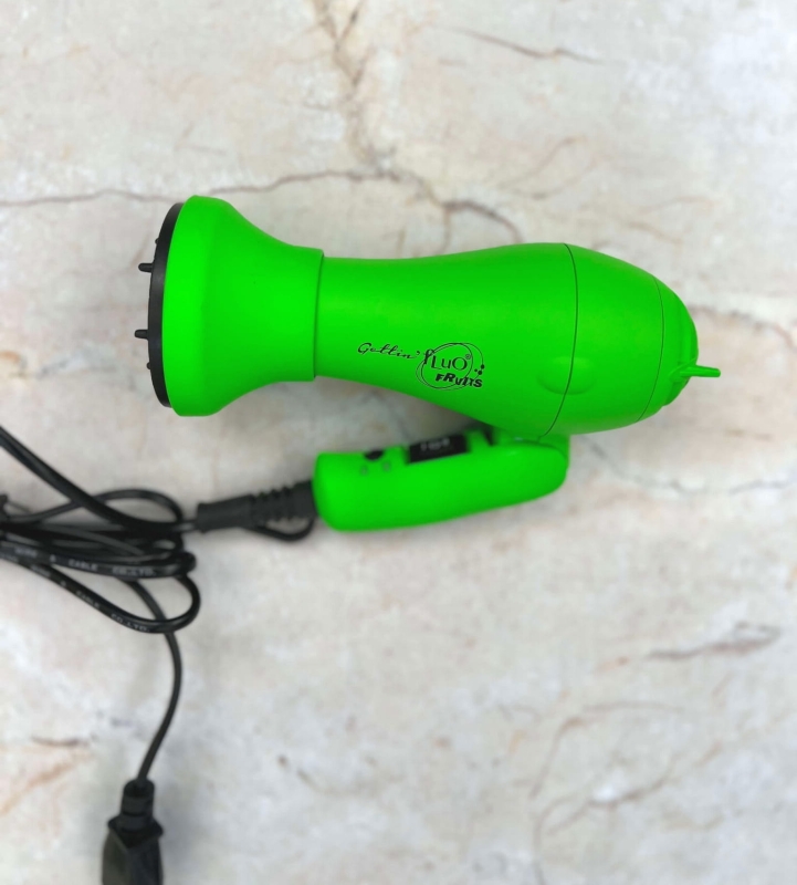 Labor pro b352v fluo fruits apple mini Suszarka do włosów zielona.jpg