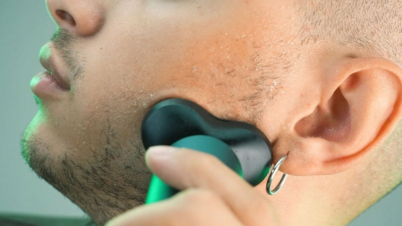 Gordon b31 Golarka elektryczna z rotacyjnymi głowicami.jpg