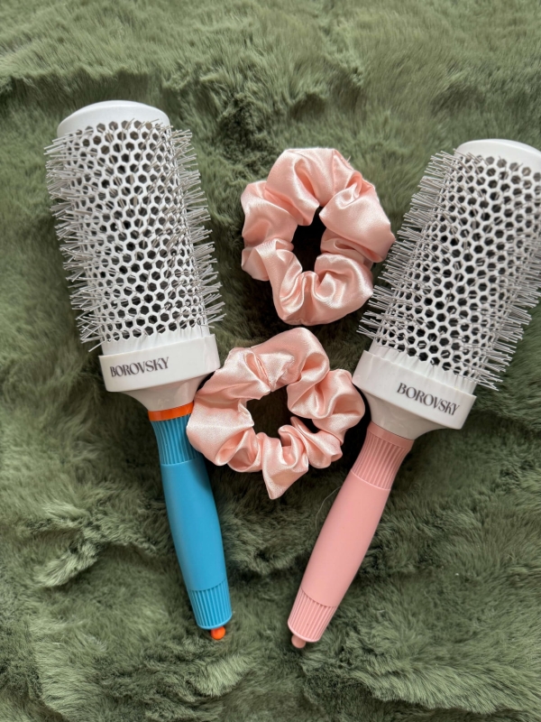 Szczotka okrągła do stylizacji włosów + gumka scrunchie.jpg