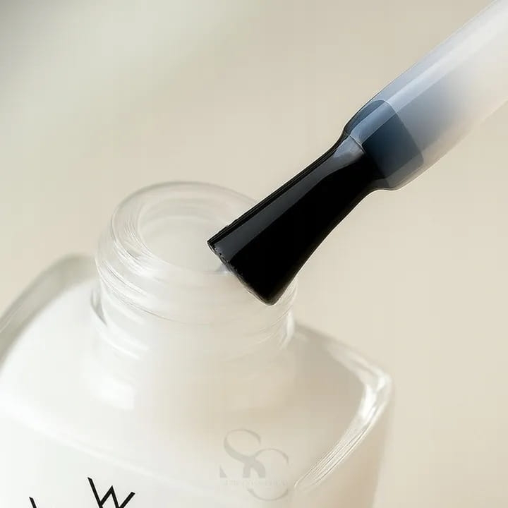 Yokaba Nail spa silver conditioner Mleczna odżywka do paznokci perłowa 15ml