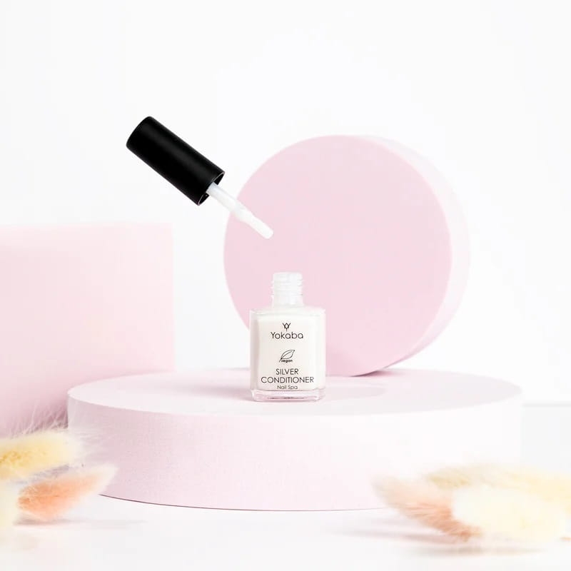 Yokaba Nail spa silver conditioner Mleczna odżywka do paznokci perłowa 15ml
