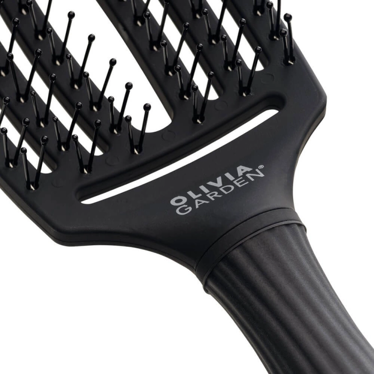 Olivia Garden finger brush double bristles full black Szczotka do włosów nylonowa czarna rozmiar M.jpg