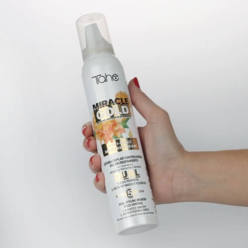 Tahe miracle gold anti frizz Pianka do stylizacji przeciw puszeniu się włosów 200ml.jpg