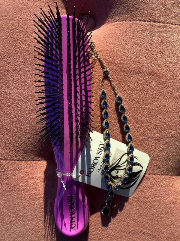 Scalp Brush Borovsky Sweet Violet Szczotka do pielęgnacji włosów i skóry głowy.jpg