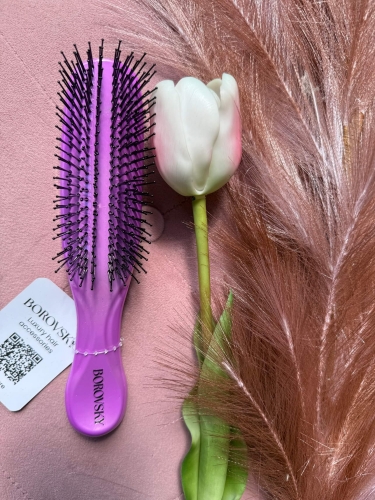 Scalp Brush Borovsky Sweet Violet Szczotka do pielęgnacji włosów i skóry głowy.jpg