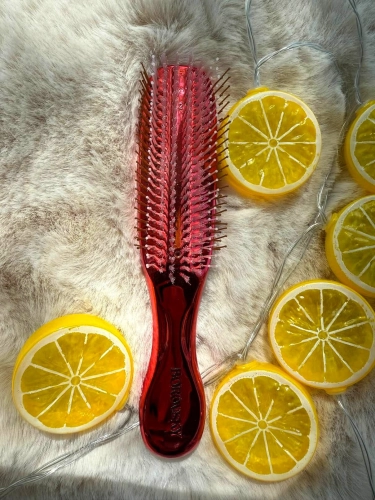 Scalp Brush Borovsky Strawberry Red Szczotka do pielęgnacji włosów i skóry głowy