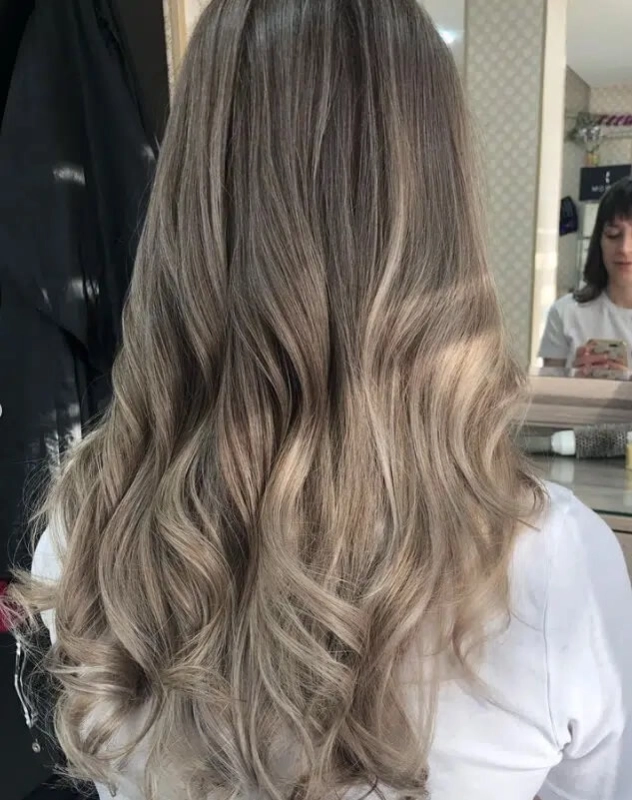 Tahe lumiere ionic pH 3,5 Maska koloryzująca do włosów perłowy blond 100ml.jpg